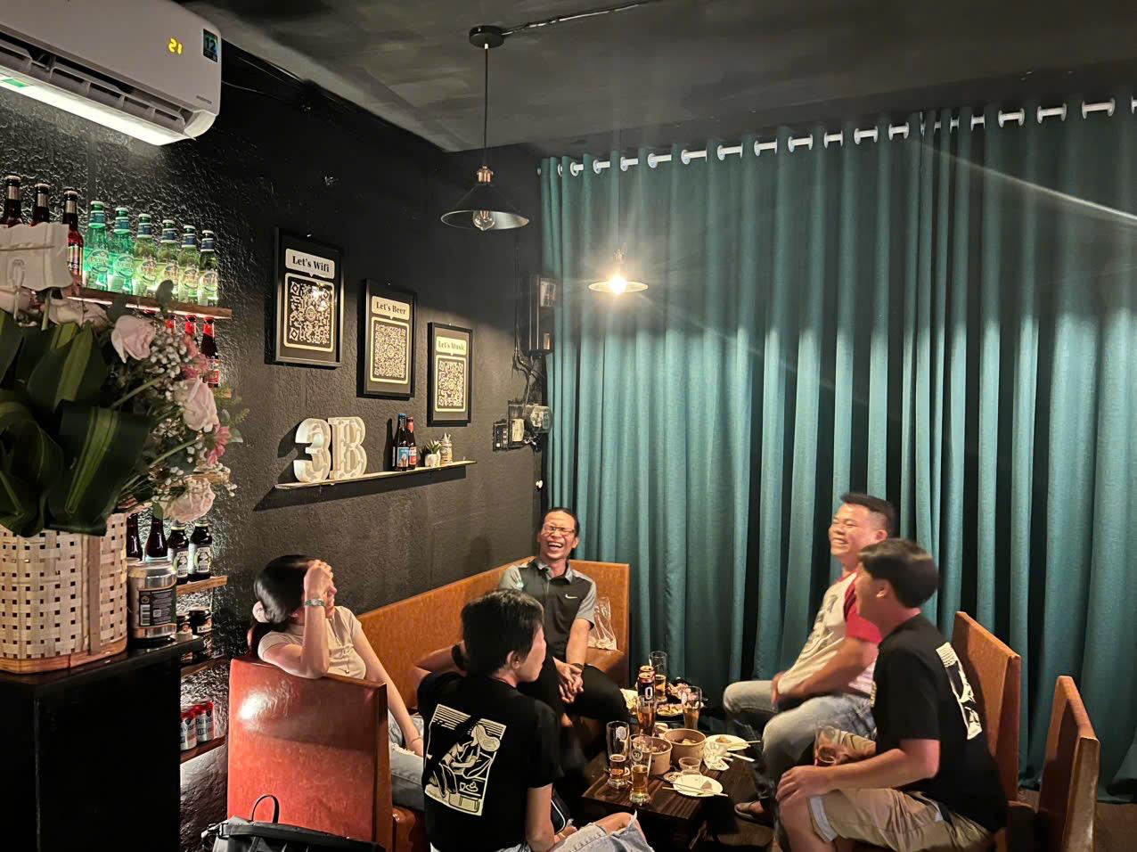 3B Saigon craft beer bar area - District 1 craft beer bar